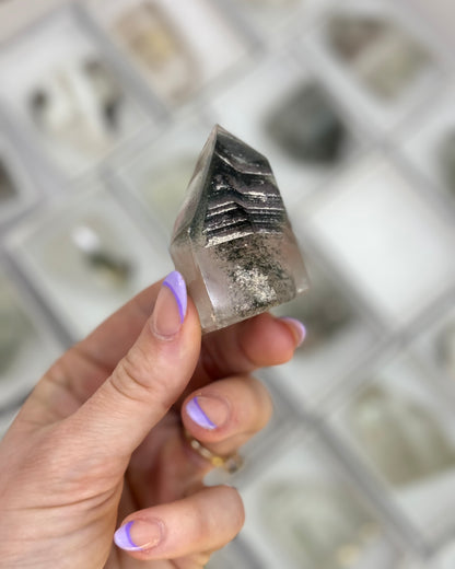 Chlorite Included Quartz Points Mineral Flat