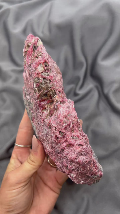 Rhodonite 188