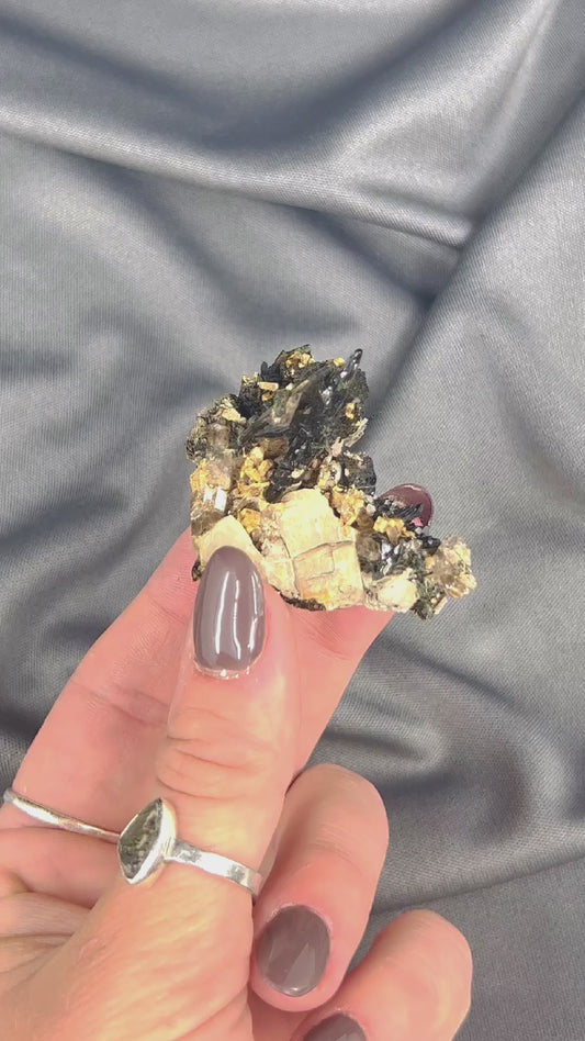 Aegerine Zircon Quartz